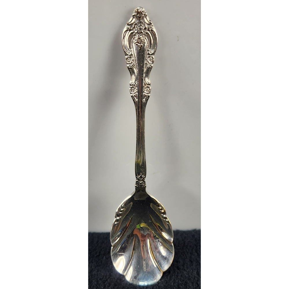 Vintage Community Silver Artistry Scalloped Sugar Spoon Silverplated